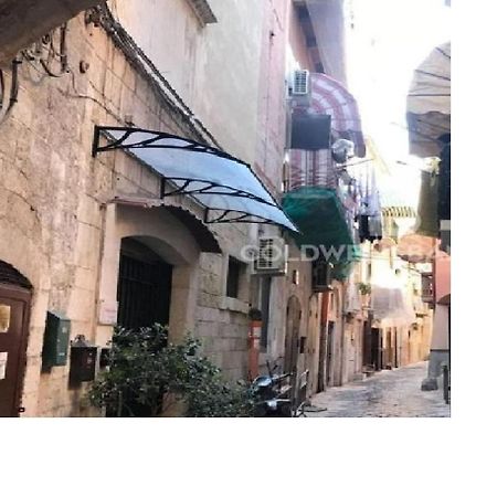 Ferienwohnung Al Vecchio Arco A Bari Vecchia Exterior foto