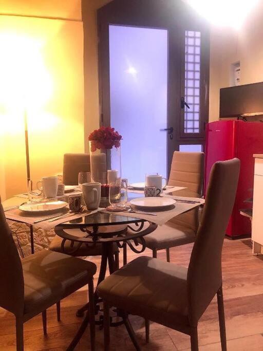 Ferienwohnung Al Vecchio Arco A Bari Vecchia Exterior foto
